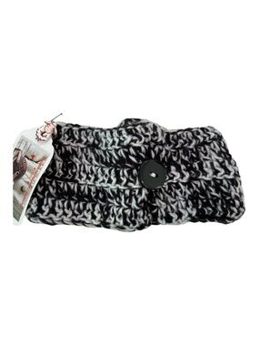 Black & White Handcrafted Wool Blend Buttoned Collar/Headband For Women